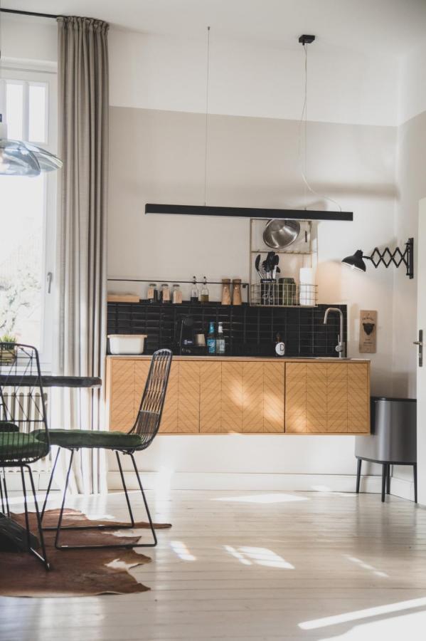 Logierhaus M Apartment Езенс Екстериор снимка