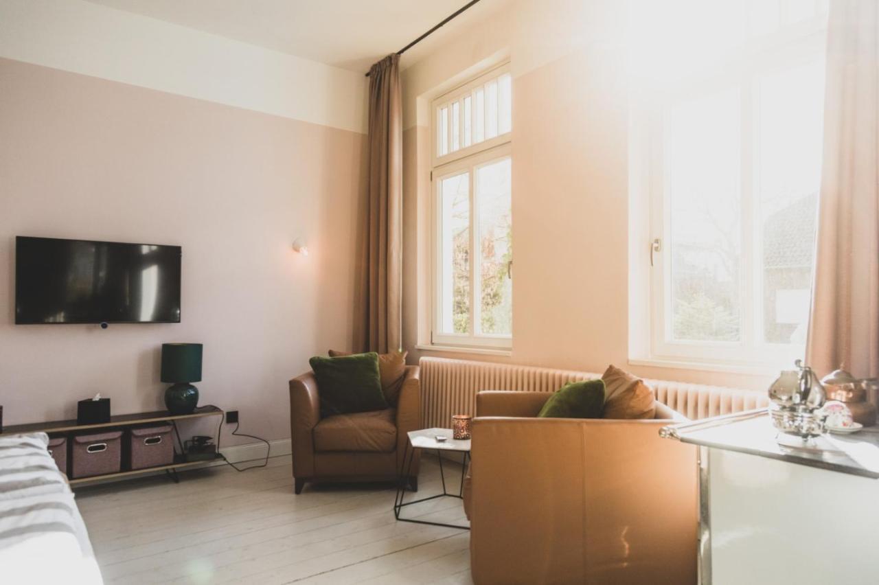 Logierhaus M Apartment Езенс Екстериор снимка